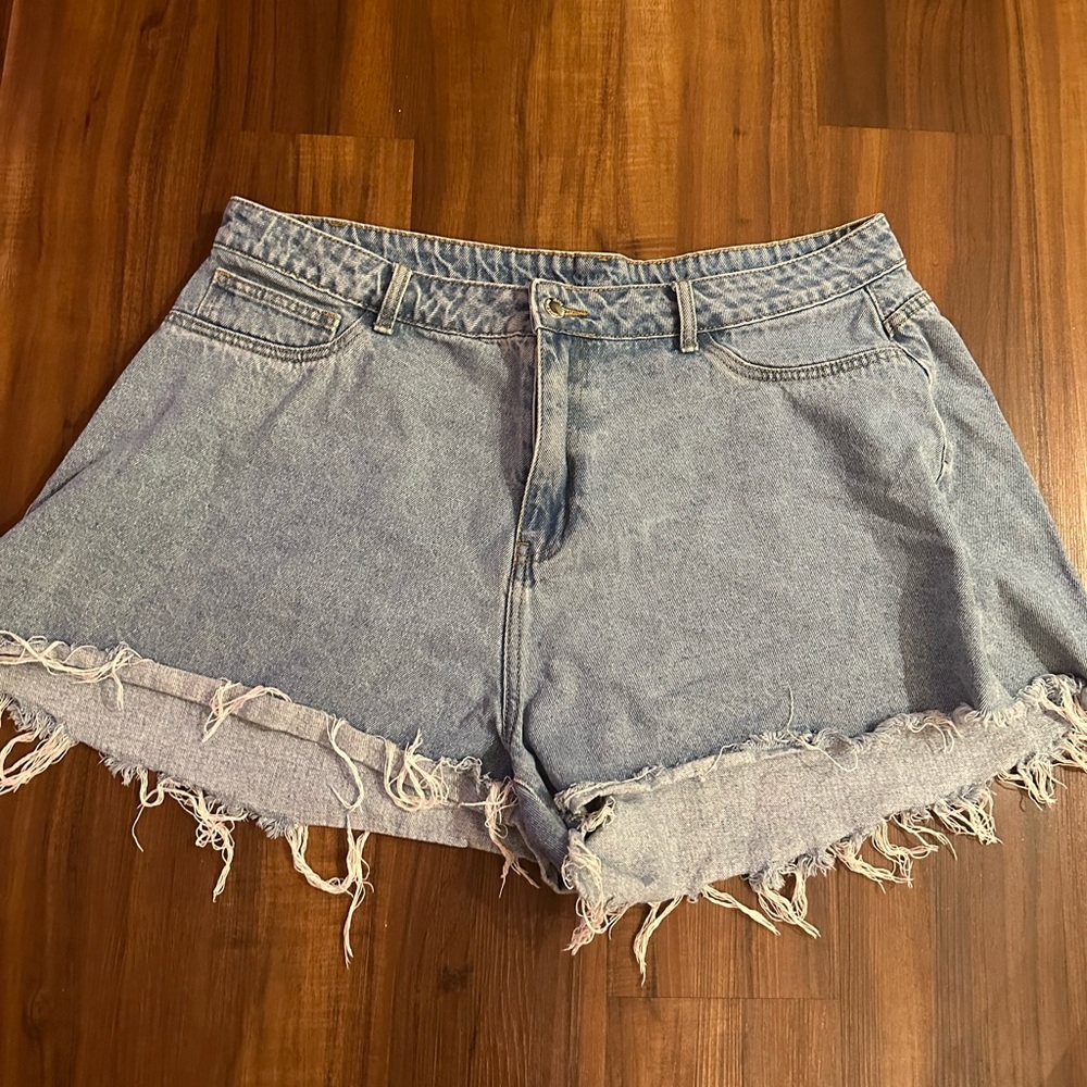 SHEIN wide legged jean shorts
